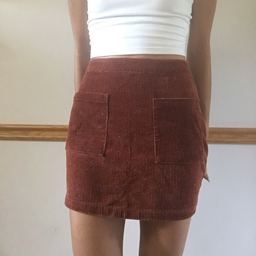 3/$15 Super cute fall corduroy skirt